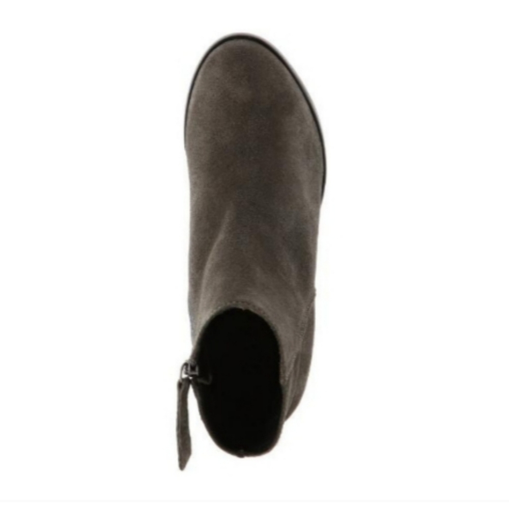 Chic Matisse Grey Suede Geo-Detailed Heel Booties - Picture 4 of 6